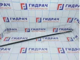 Накладка стекла переднего левого Skoda Superb (3T) 3T0837475A