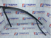 Уплотнитель стекла двери переднего правого Skoda Superb (3T) 3T0837432E