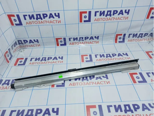 Шторка солнцезащитная задней левой двери Skoda Superb (3T) 3T5861333A9B9