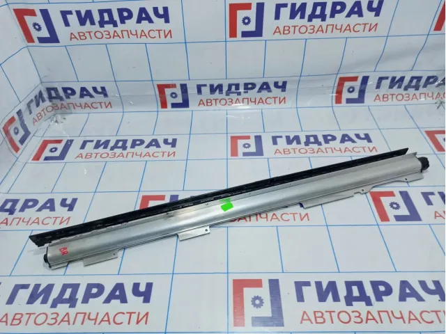 Шторка солнцезащитная задней правой двери Skoda Superb (3T) 3T5861334A9B9