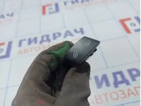 Кнопка центрального замка левая Skoda Superb (3T) 3T0962125BREH
