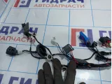 Проводка двери передней левой Skoda Superb (3T)