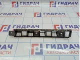 Кронштейн заднего бампера левый Skoda Superb (3T) 3T5807863A