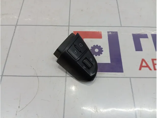 Блок кнопок в рулевое колесо Skoda Superb (3T) 3T0959538D