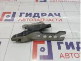 Петля капота левая Skoda Superb (3T)