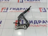 Петля капота правая Skoda Superb (3T)