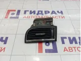 Дефлектор воздушный левый Skoda Superb (3T) 3T0819701TDZ