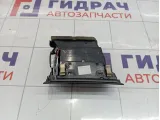 Дефлектор воздушный левый Skoda Superb (3T) 3T0819701TDZ