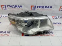 Фара правая Skoda Superb (3T) 3T1941018E