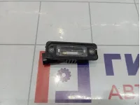 Фонарь подсветки номера Skoda Superb (3T) 3D0943021A