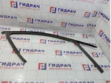 Уплотнитель стекла двери передней левой Skoda Superb (3T) 3T0837431E