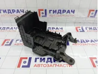 Кронштейн крепления аккумулятора (АКБ) Skoda Superb (3T) 1K0915333H