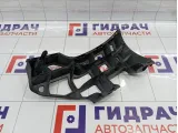 Кронштейн бампера передний правый Skoda Superb (3T) 3T0807056
