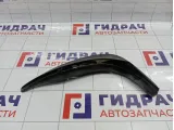 Брызговик передний правый Skoda Superb (3T) 3T0821174