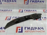 Пыльник крыла переднего левого Skoda Superb (3T) 3T0821111