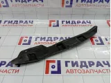 Пыльник крыла переднего правого Skoda Superb (3T) 3T0821112