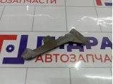 Кронштейн коллектора впускного Skoda Superb (3T) 06H129723K