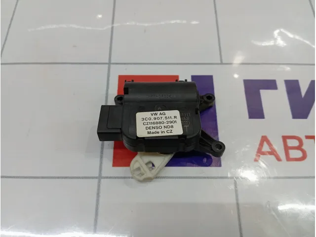 Моторчик заслонки отопителя (печки) Skoda Superb (3T) 3C0907511R