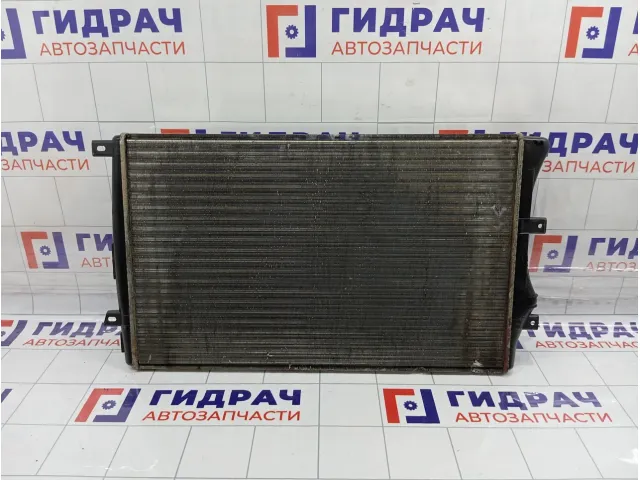 Радиатор основной Skoda Superb (3T) 5K0121251F
