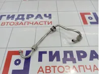 Трубка топливная Skoda Superb (3T) 06J127501L