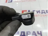 Датчик AIR BAG правый Skoda Superb (3T)