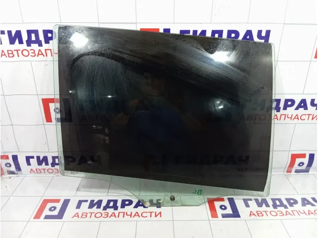 Стекло двери задней левой Skoda Superb (3T) 3T9845205