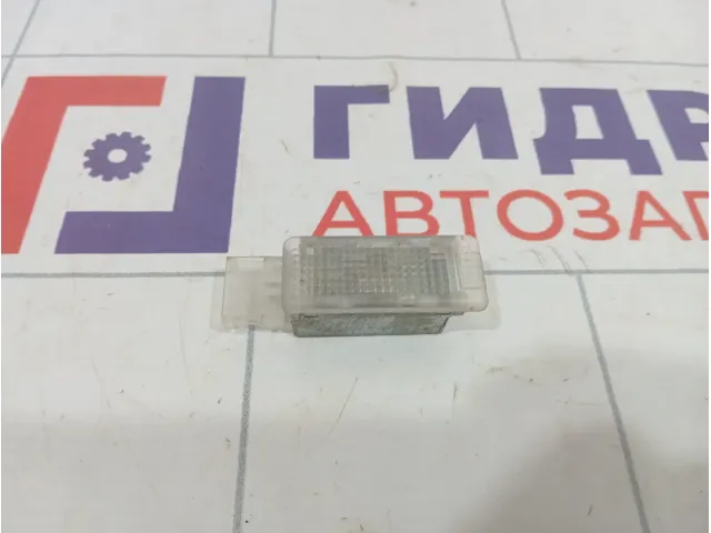 Плафон салонный Skoda Superb (3T) 6L0947565