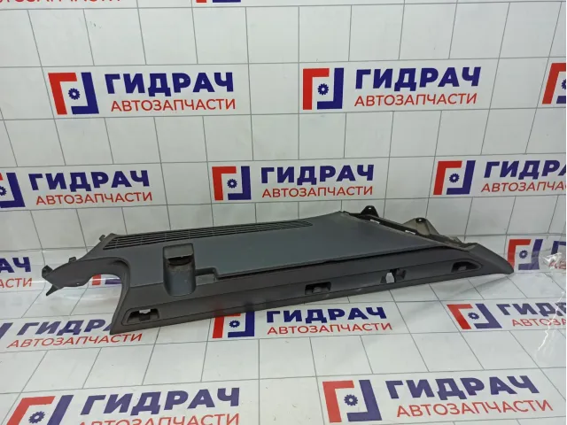 Держатель задней полки правый Skoda Superb (3T) 3T9867762B9B9