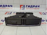 Дефлектор воздушный центральный Skoda Superb (3T) 3T0820951ATDZ