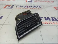 Дефлектор воздушный левый Skoda Superb (3T) 3T0819701TDZ