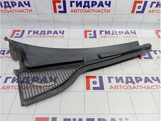 Решетка стеклоочистителя правая Skoda Yeti (5L) 5L08194169B9