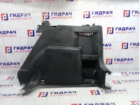Обшивка багажника правая Skoda Yeti (5L) 5L6867428N9B9