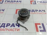 Насос водяной (помпа) Skoda Yeti (5L) 03F121004E