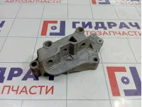 Кронштейн двигателя правый Skoda Yeti (5L) 03F199275D