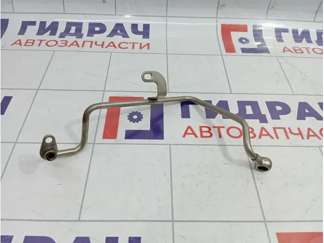 Трубка турбокомпрессора (турбины) Skoda Yeti (5L) 03F145140E