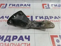 Кронштейн крепления крыла переднего левого Skoda Yeti (5L) 5L0821141