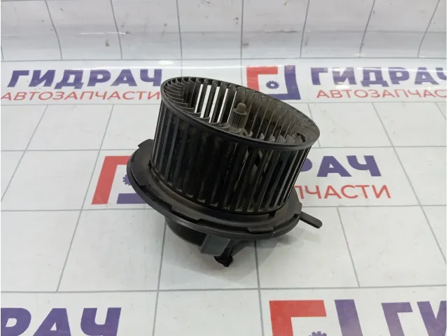 Моторчик отопителя Skoda Yeti (5L) 1K1819015E