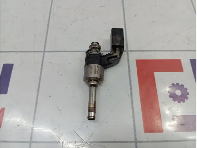 Форсунка инжекторная электрическая Skoda Yeti (5L) 03C906036M