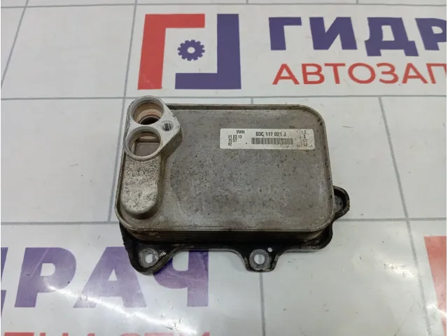 Радиатор масляный Skoda Yeti (5L) 03C117021J
