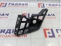 Кронштейн переднего бампера правый Skoda Yeti (5L) 5L0807056