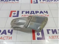 Кронштейн крепления крыла передний правый Skoda Yeti (5L) 5L0821142
