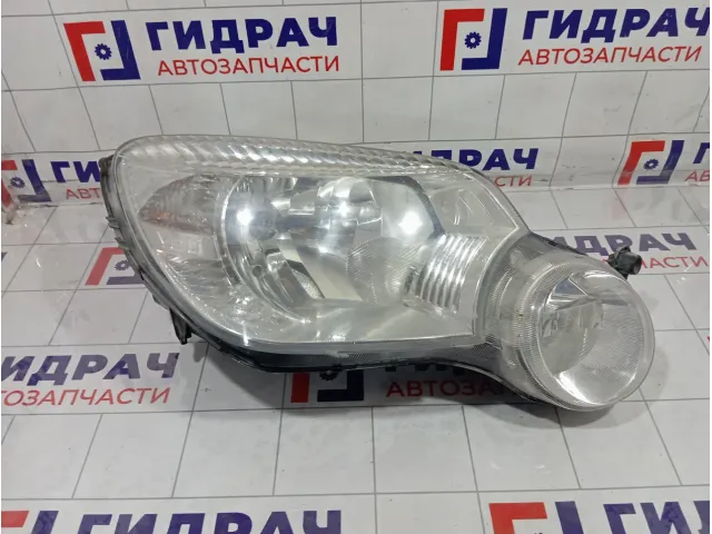 Фара правая Skoda Yeti 5L1941018A