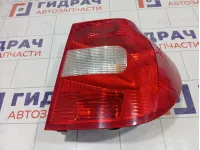 Фонарь задний правый Skoda Yeti 5L0945112