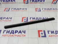 Уплотнитель двери задней правой Skoda Yeti 5L0839480