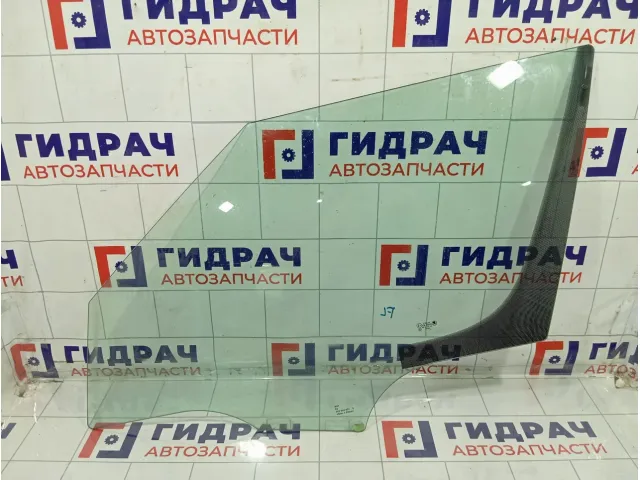 Стекло двери передней левой Skoda Yeti 5L0845021E