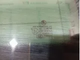 Стекло кузовное глухое (форточка) левое Skoda Yeti 5L6845297E