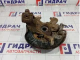 Кулак поворотный передний левый Skoda Yeti 1K0407255T
