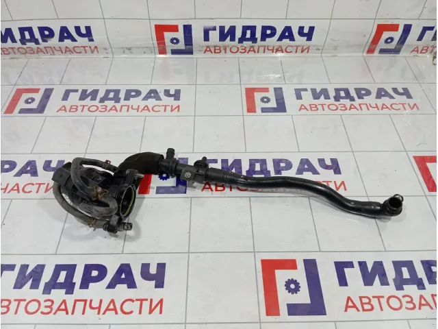 Патрубок турбины Skoda Yeti 03C129656D