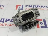 Опора двигателя правая Skoda Yeti 1K0199262K