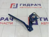 Петля капота левая Skoda Yeti 5L0823301D